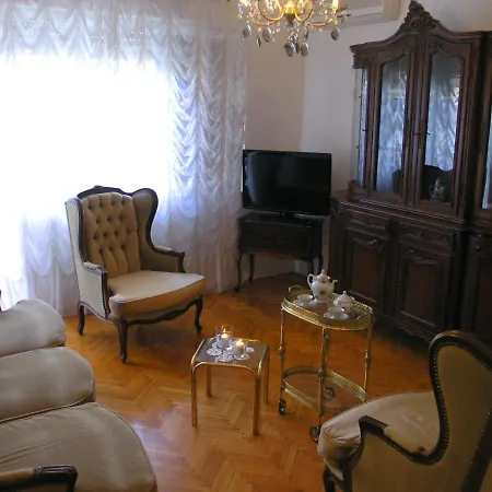 Apartmán With Wifi - 11136